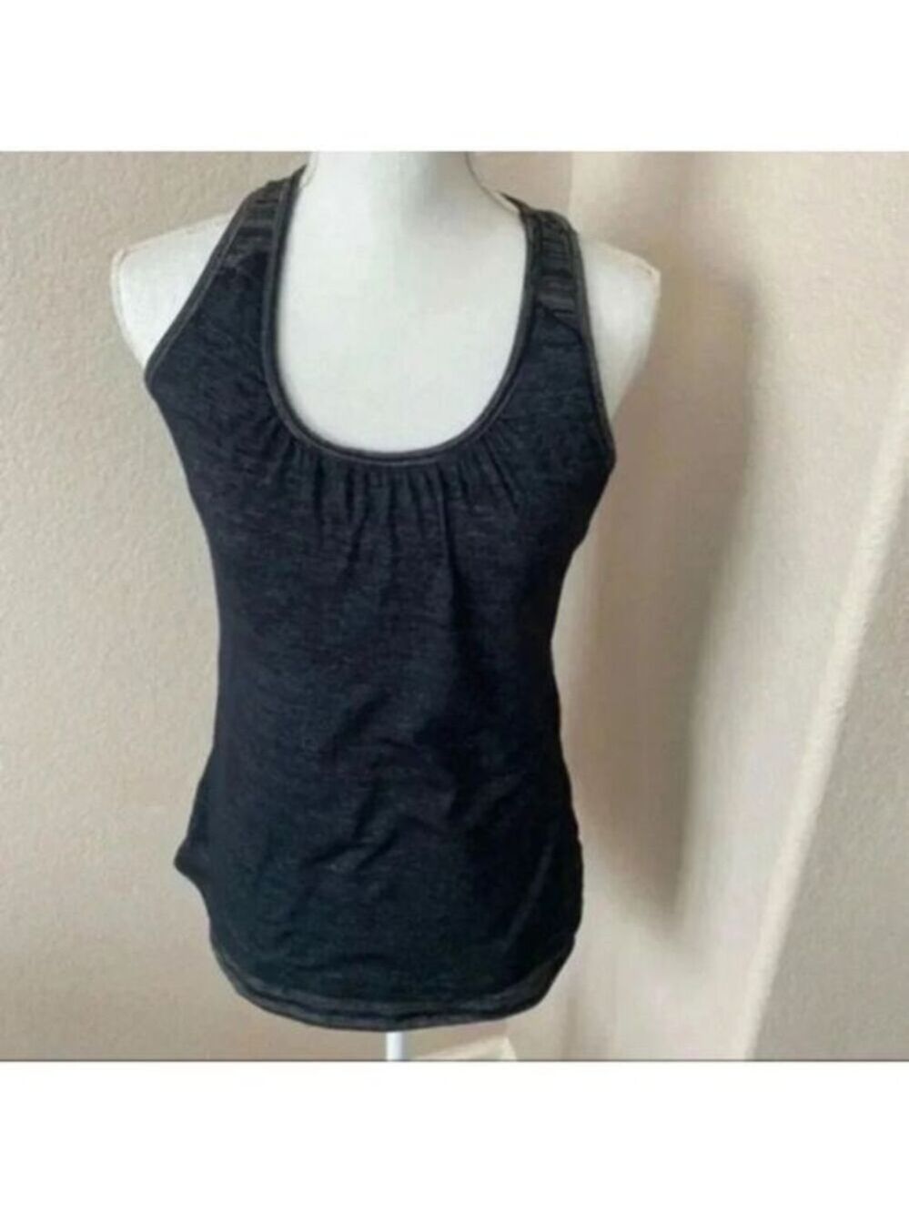 Athleta Women's Racerback Workout Tank Top Built in Bra Double Layer  M …